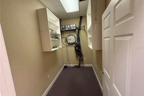 Immobilier commercial à vendre à Longwood, Floride: 1282.05 m2 № 2413499 - photo 18