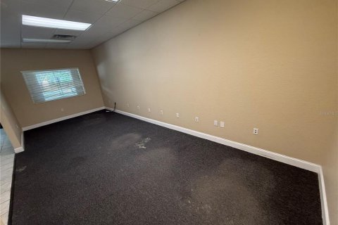 Immobilier commercial à vendre à Longwood, Floride: 1282.05 m2 № 2413499 - photo 22