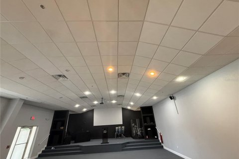 Immobilier commercial à vendre à Longwood, Floride: 1282.05 m2 № 2413499 - photo 30
