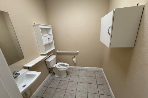 Immobilier commercial à vendre à Longwood, Floride: 1282.05 m2 № 2413499 - photo 16