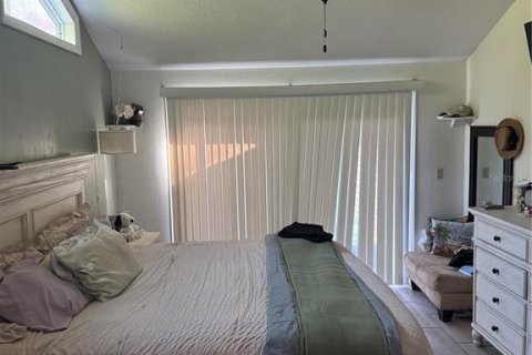 Villa ou maison à vendre à Ormond Beach, Floride: 4 chambres, 158.03 m2 № 2348205 - photo 16