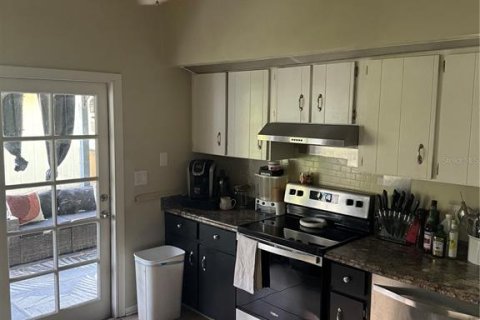 Villa ou maison à vendre à Ormond Beach, Floride: 4 chambres, 158.03 m2 № 2348205 - photo 10