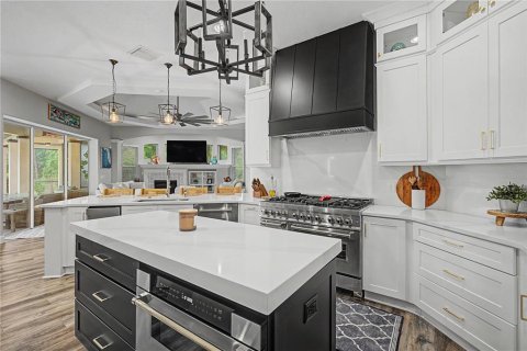 Villa ou maison à vendre à Odessa, Floride: 4 chambres, 269.7 m2 № 2284462 - photo 15