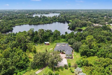Villa ou maison à vendre à Odessa, Floride: 4 chambres, 269.7 m2 № 2284462 - photo 4