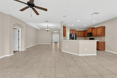 Casa en venta en Bradenton, Florida, 3 dormitorios, 176.14 m2 № 2387570 - foto 6
