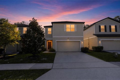House in DeLand, Florida 4 bedrooms, 199 sq.m. № 2376628