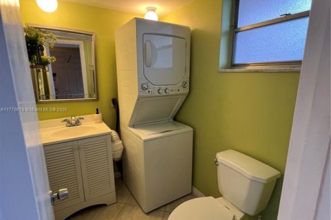 Copropriété à vendre à Miami, Floride: 1 chambre, 73.67 m2 № 2039559 - photo 5