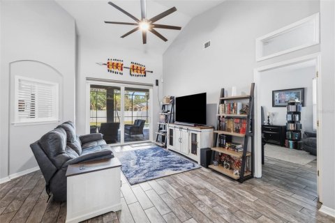 House in Riverview, Florida 4 bedrooms, 196.21 sq.m. № 2308959 - photo 10