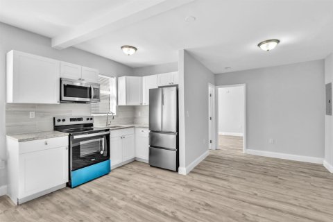 Apartment in Miami, Florida 2 bedrooms, 60.39 sq.m. № 2193123
