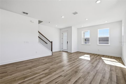 Casa en venta en Valrico, Florida, 3 dormitorios, 154.22 m2 № 2352510 - foto 9