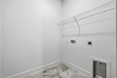 Casa en venta en Valrico, Florida, 3 dormitorios, 154.22 m2 № 2352510 - foto 24