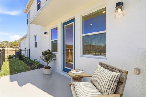 Casa en venta en Valrico, Florida, 3 dormitorios, 154.22 m2 № 2352510 - foto 2