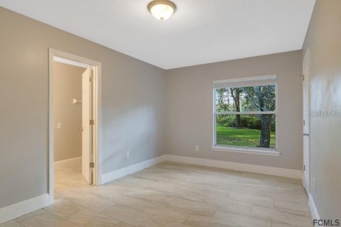 House in Palm Coast, Florida 4 bedrooms, 229.1 sq.m. № 2205560 - photo 14