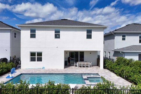 House in Kissimmee, Florida 9 bedrooms, 378.39 sq.m. № 1525109 - photo 8