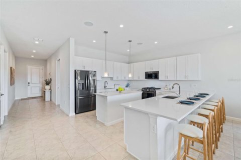 House in Kissimmee, Florida 9 bedrooms, 378.39 sq.m. № 1525109 - photo 19