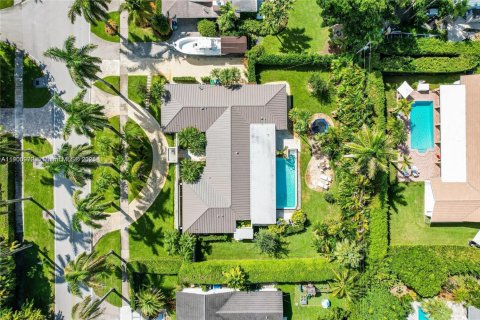 Casa en venta en Pinecrest, Florida, 5 dormitorios, 301.56 m2 № 1953974 - foto 24