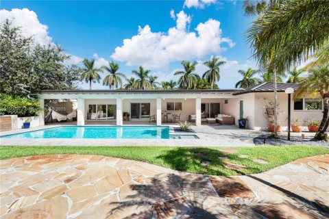 Casa en venta en Pinecrest, Florida, 5 dormitorios, 301.56 m2 № 1953974 - foto 11