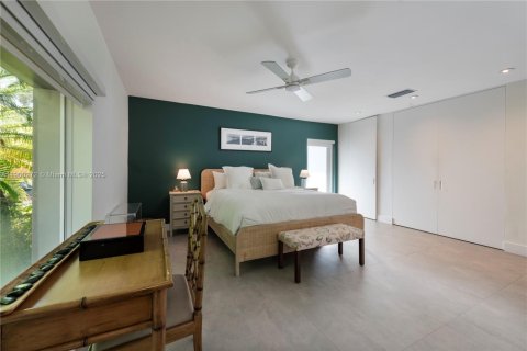 Casa en venta en Pinecrest, Florida, 5 dormitorios, 301.56 m2 № 1953974 - foto 16