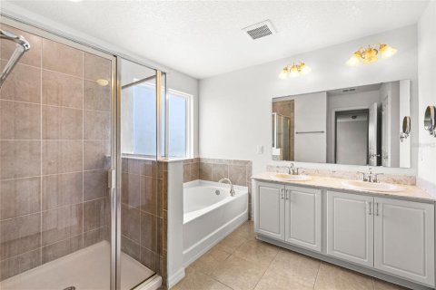 Casa en venta en Orlando, Florida, 3 dormitorios, 272.85 m2 № 2215337 - foto 14