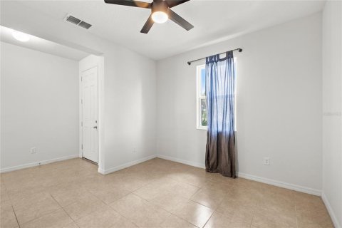Casa en venta en Orlando, Florida, 3 dormitorios, 272.85 m2 № 2215337 - foto 5