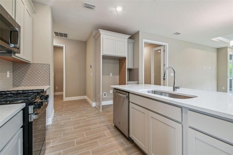 Villa ou maison à vendre à Sun City Center, Floride: 2 chambres, 130.9 m2 № 1866506 - photo 7