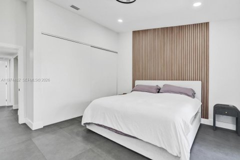 Condo in North Miami Beach, Florida, 3 bedrooms  № 2041367 - photo 18