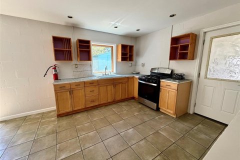 House in Gainesville, Florida 3 bedrooms, 107.4 sq.m. № 2379310 - photo 8