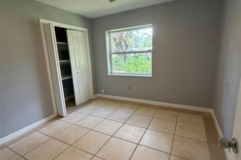 House in Gainesville, Florida 3 bedrooms, 107.4 sq.m. № 2379310 - photo 4