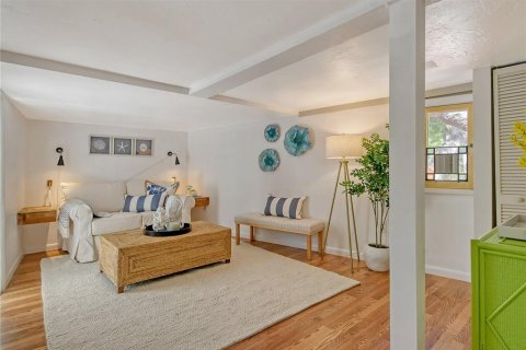 House in Sarasota, Florida 3 bedrooms, 181.07 sq.m. № 1586686 - photo 29