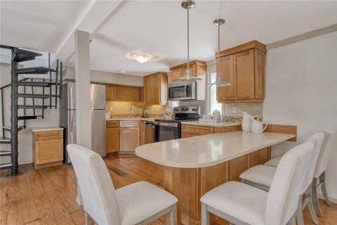 House in Sarasota, Florida 3 bedrooms, 181.07 sq.m. № 1586686 - photo 23