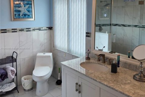 House in Plantation, Florida 3 bedrooms, 182.83 sq.m. № 1952292 - photo 21