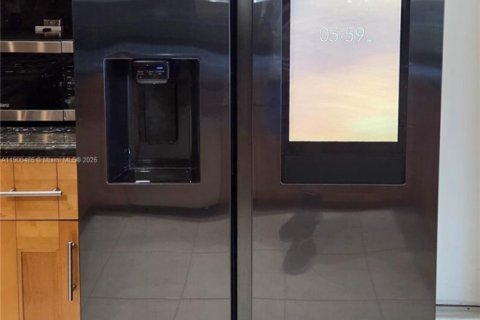 House in Plantation, Florida 3 bedrooms, 182.83 sq.m. № 1952292 - photo 11