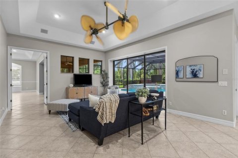 House in Lakewood Ranch, Florida 3 bedrooms, 332.4 sq.m. № 2200244 - photo 20