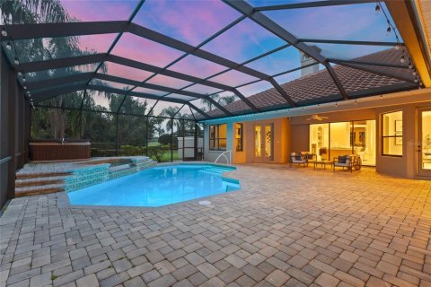 House in Lakewood Ranch, Florida 3 bedrooms, 332.4 sq.m. № 2200244 - photo 5