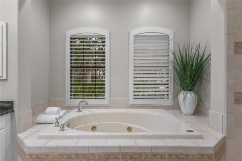 House in Lakewood Ranch, Florida 3 bedrooms, 332.4 sq.m. № 2200244 - photo 27