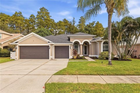 Casa en Tarpon Springs, Florida 4 dormitorios, 205.69 m2 № 2383751