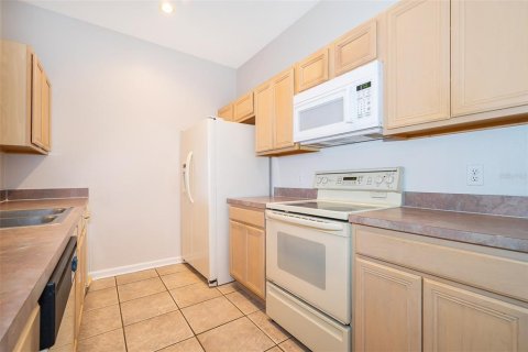 Copropriété à louer à Orlando, Floride: 3 chambres, 130.81 m2 № 1819360 - photo 6