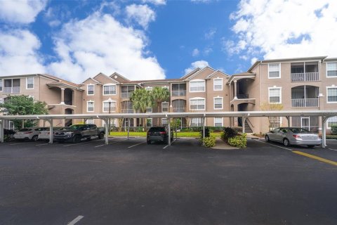 Copropriété à louer à Orlando, Floride: 3 chambres, 130.81 m2 № 1819360 - photo 1