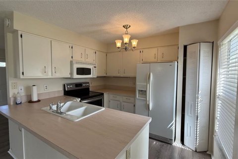 Casa en alquiler en Port Charlotte, Florida, 2 dormitorios, 100.52 m2 № 1906471 - foto 5