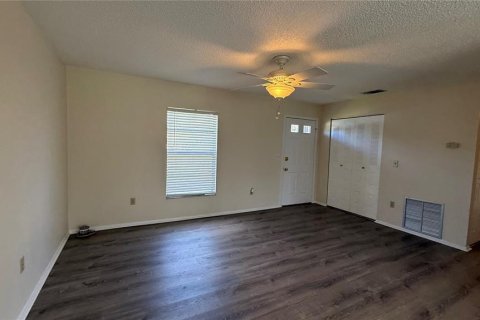 Casa en alquiler en Port Charlotte, Florida, 2 dormitorios, 100.52 m2 № 1906471 - foto 4