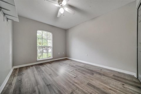 House in Land O' Lakes, Florida 3 bedrooms, 120.03 sq.m. № 1844503 - photo 21