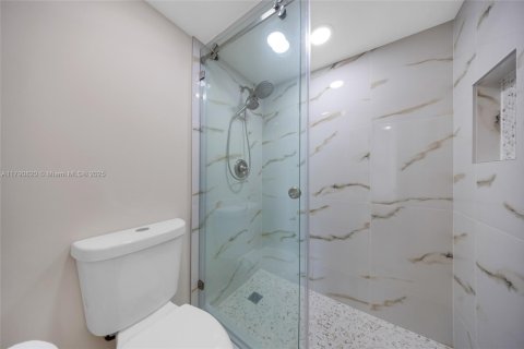 Condo in Aventura, Florida, 2 bedrooms  № 1731483 - photo 20