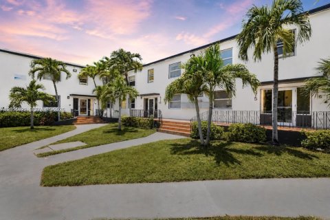 Appartement à louer à Miami, Floride: 1 chambre, 72.46 m2 № 2412389 - photo 3