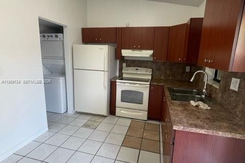 Adosado en venta en Homestead, Florida, 2 dormitorios, 92.72 m2 № 2018069 - foto 11
