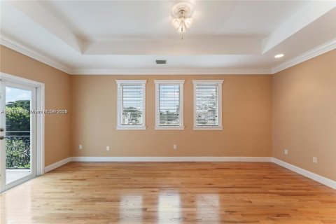 Снять в аренду виллу или дом в Майами, Флорида 4 спальни, 236.06м2, № 1942277 - фото 15