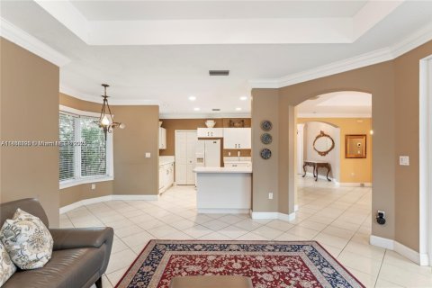 Снять в аренду виллу или дом в Майами, Флорида 4 спальни, 236.06м2, № 1942277 - фото 5