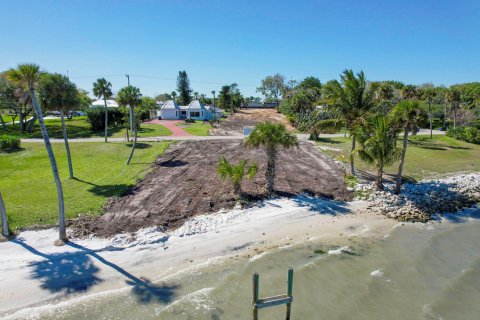 Land in Fort Pierce, Florida № 1092643 - photo 1