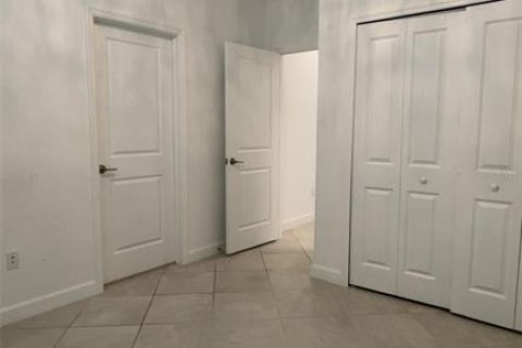 Casa en alquiler en Englewood, Florida, 4 dormitorios, 189.15 m2 № 1880975 - foto 19