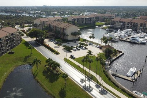 Condominio en venta en Jupiter, Florida, 2 dormitorios, 128.67 m2 № 2178574 - foto 28