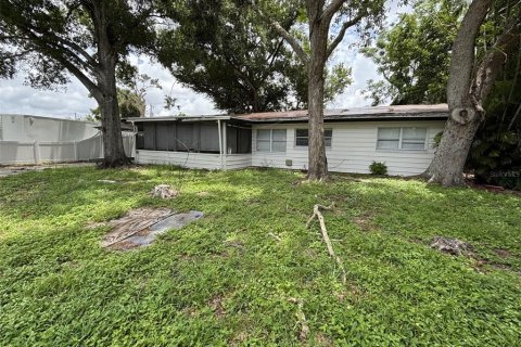 Villa ou maison à Sarasota, Floride 3 chambres, 124.4 m2 № 2118009